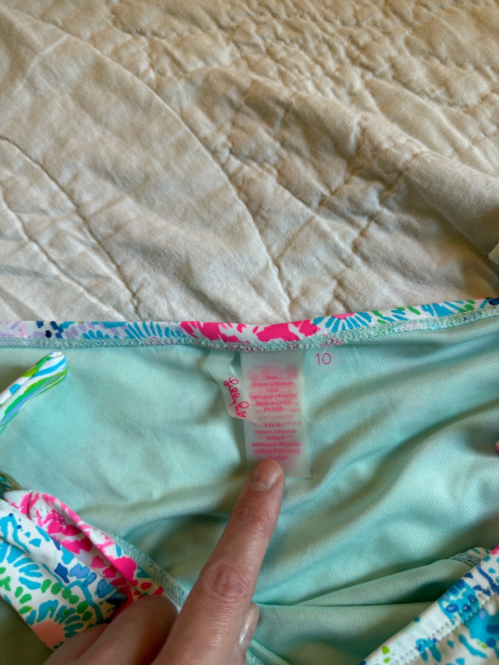 Lilly Pulitzer - NWOT Swim bottom - Size 10 - Picture 3 of 4